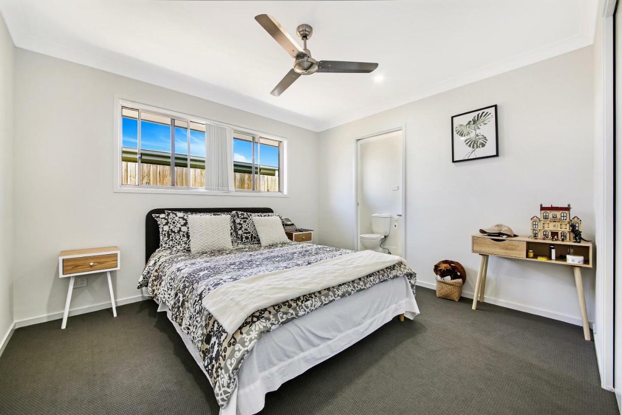 简约时尚 Gold Coast Luaran gambar